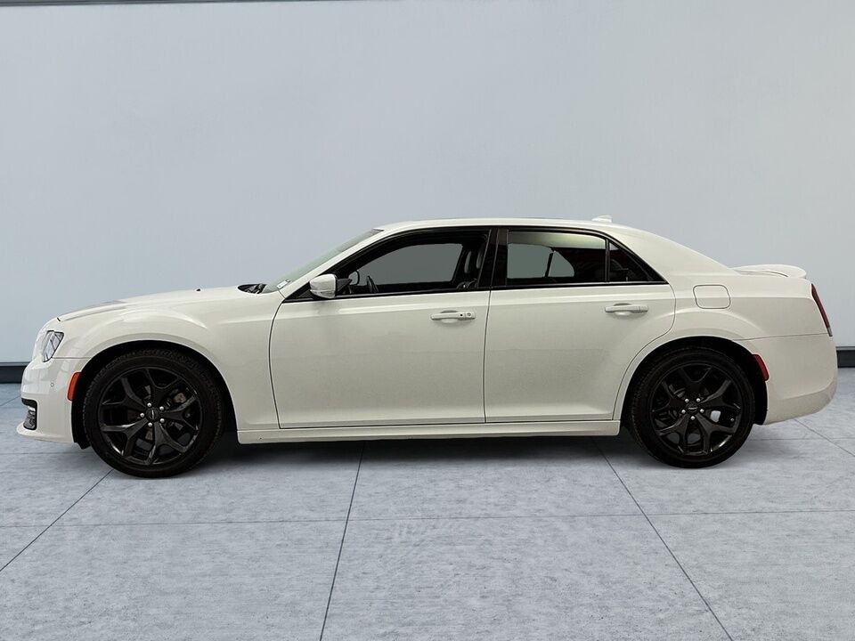 2022 Chrysler 300  - Blainville Chrysler