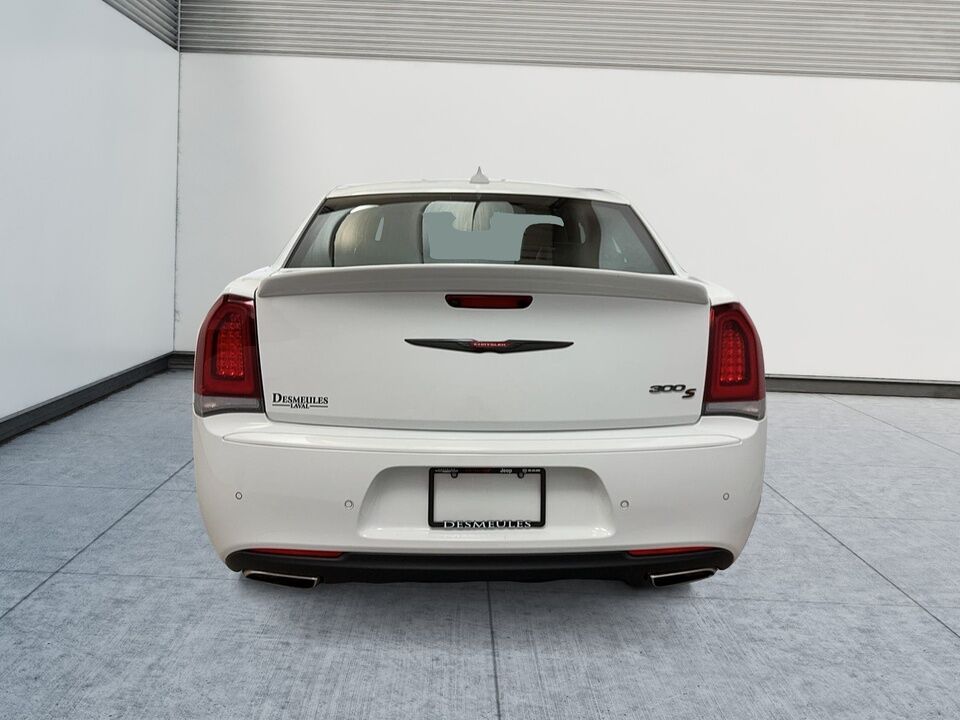 2022 Chrysler 300  - Desmeules Chrysler