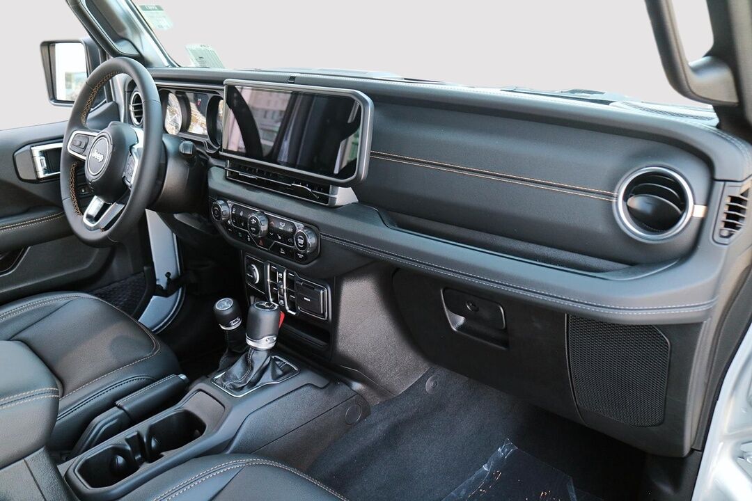 2024 Jeep Wrangler  - Blainville Chrysler