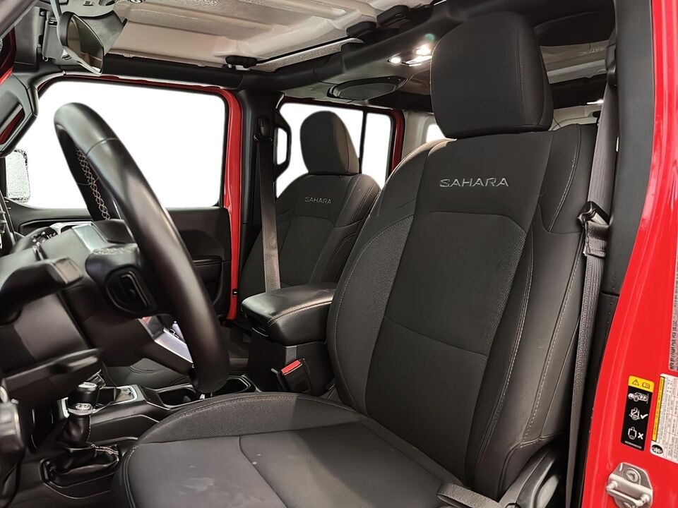 2021 Jeep Wrangler  - Desmeules Chrysler