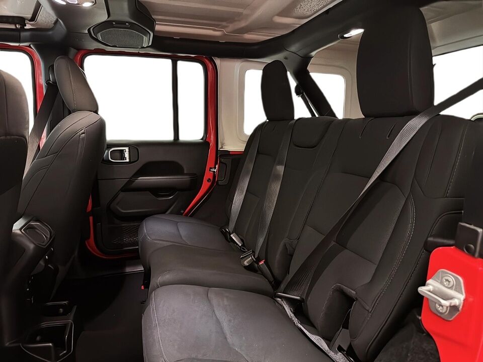 2021 Jeep Wrangler  - Desmeules Chrysler