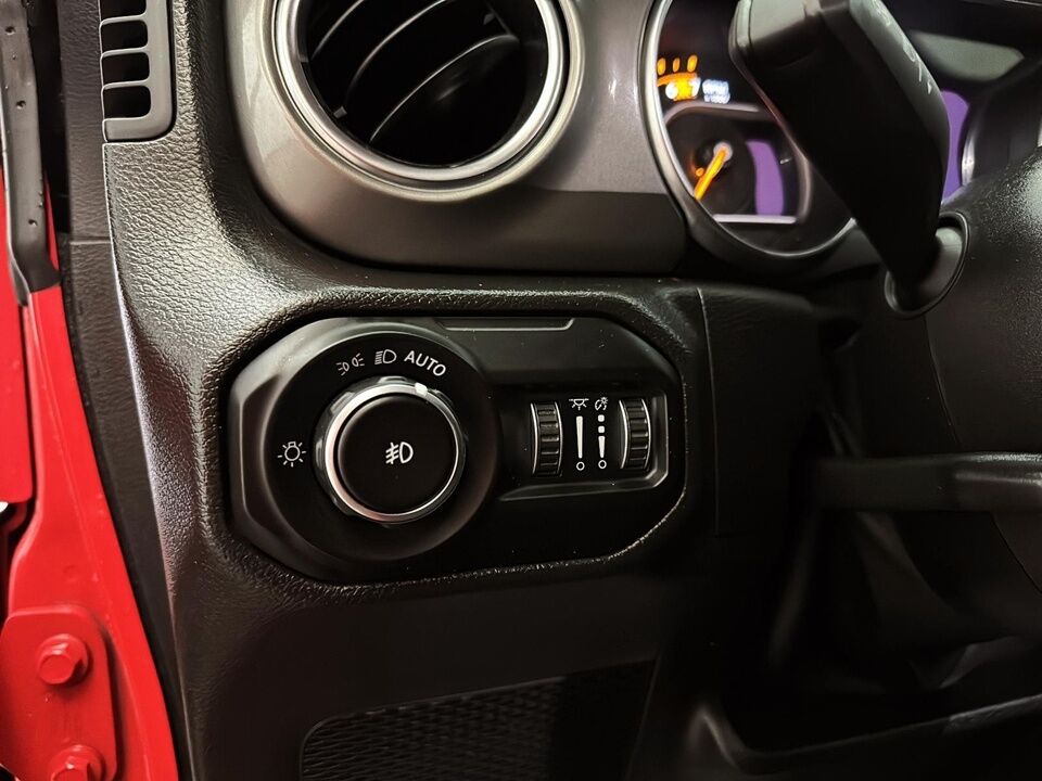 2021 Jeep Wrangler  - Desmeules Chrysler