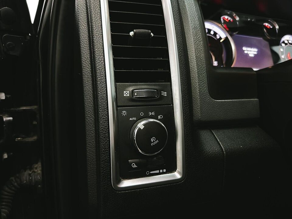 2019 Ram 1500 Classic  - Desmeules Chrysler