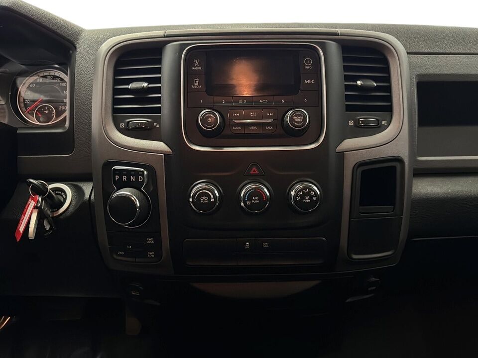 2019 Ram 1500 Classic  - Desmeules Chrysler