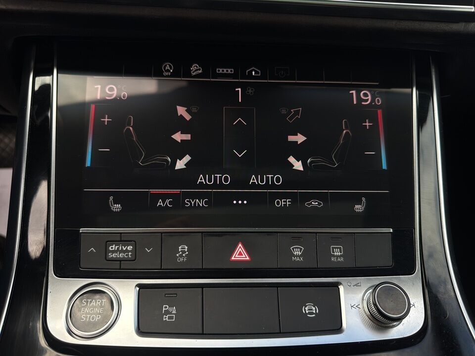 2021 Audi Q7  - Desmeules Chrysler