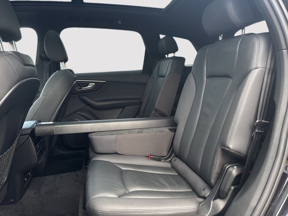 2021 Audi Q7  - Desmeules Chrysler