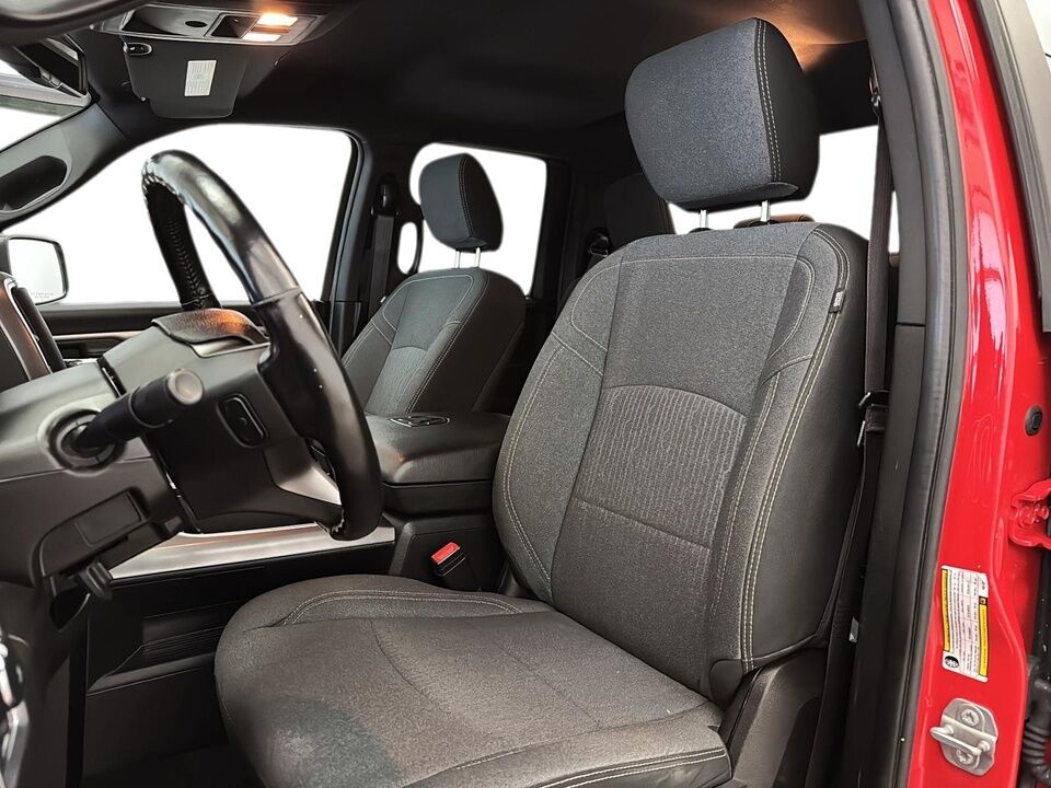 2022 Ram 1500 Classic  - Desmeules Chrysler