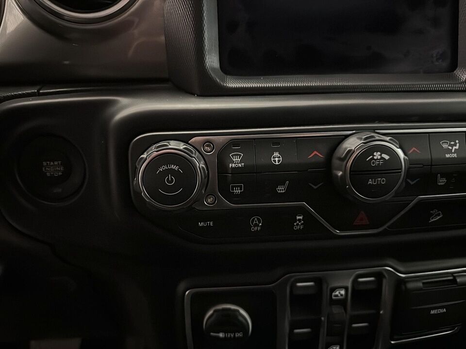 2019 Jeep Wrangler  - Desmeules Chrysler