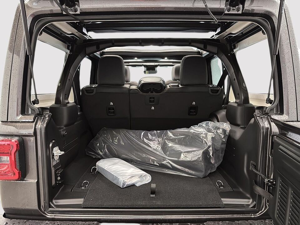 2025 Jeep Wrangler  - Desmeules Chrysler