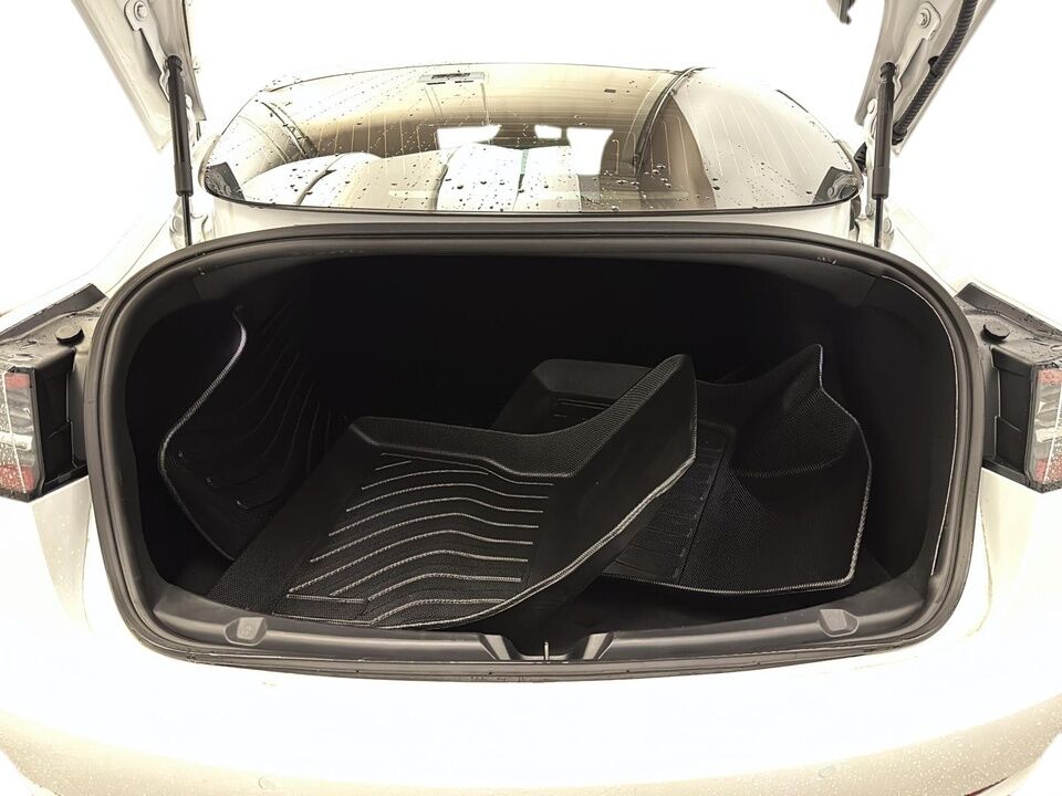 2020 Tesla Model 3  - Desmeules Chrysler