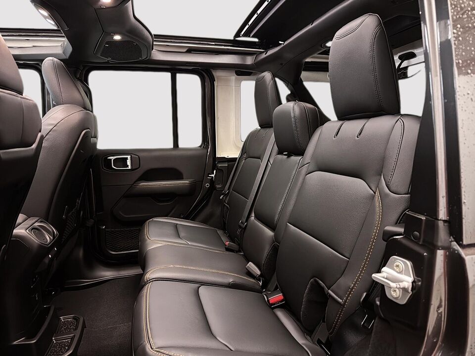 2025 Jeep Wrangler  - Desmeules Chrysler