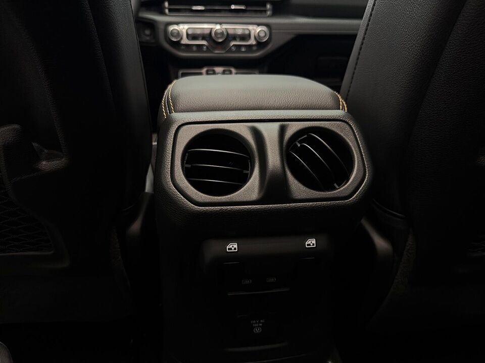 2025 Jeep Wrangler  - Desmeules Chrysler