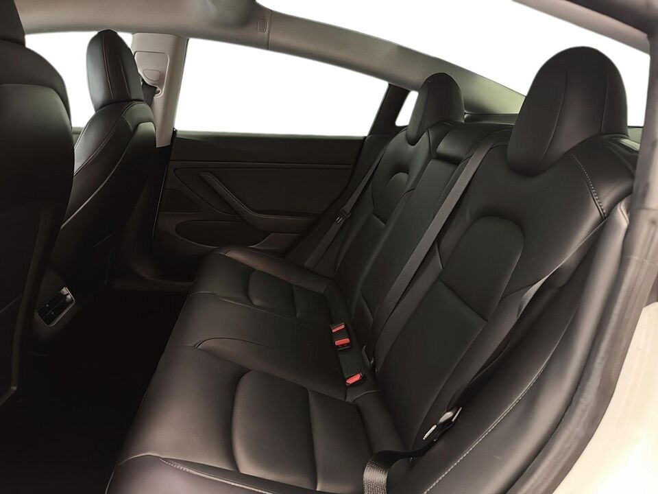 2020 Tesla Model 3  - Desmeules Chrysler