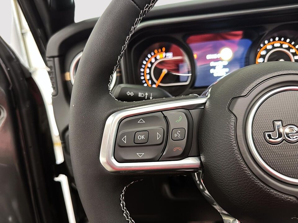 2025 Jeep Wrangler  - Desmeules Chrysler