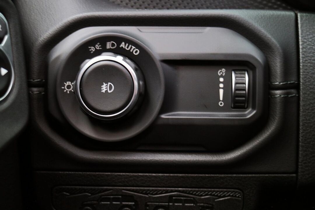 2024 Jeep Wrangler  - Blainville Chrysler