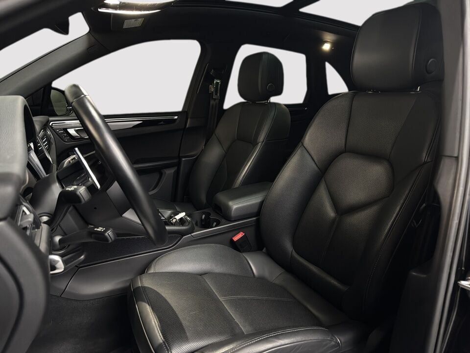 2022 Porsche MACAN S  - Desmeules Chrysler