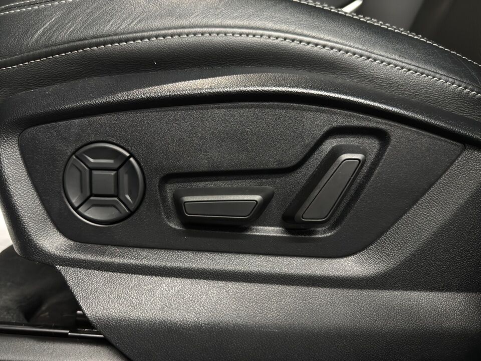 2021 Audi Q8  - Desmeules Chrysler