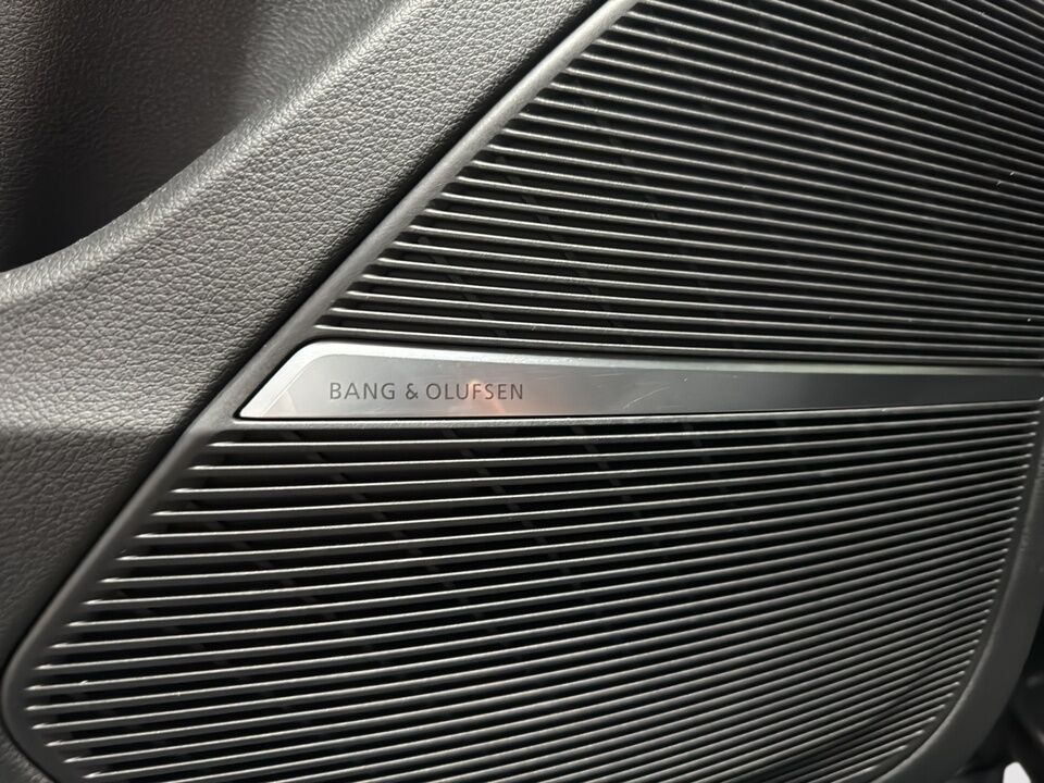 2021 Audi Q8  - Desmeules Chrysler