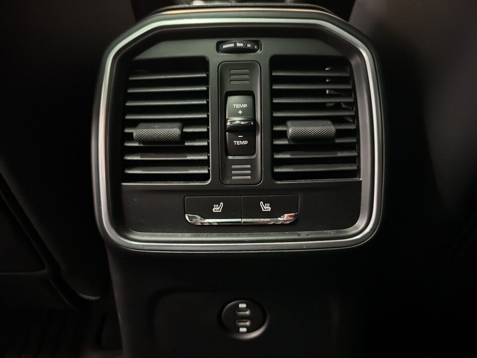 2022 Porsche MACAN S  - Desmeules Chrysler