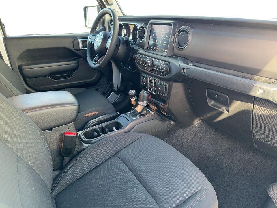 2023 Jeep Gladiator  - Desmeules Chrysler