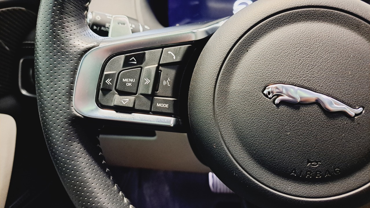 2020 Jaguar F-PACE  - Blainville Chrysler