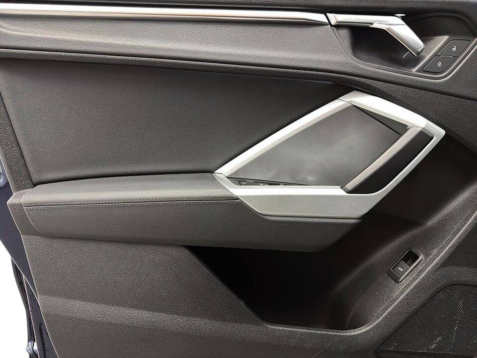 2021 Audi Q3  - Desmeules Chrysler