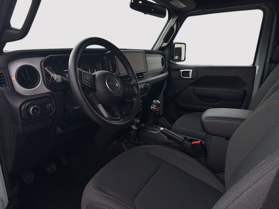 2024 Jeep Wrangler  - Desmeules Chrysler