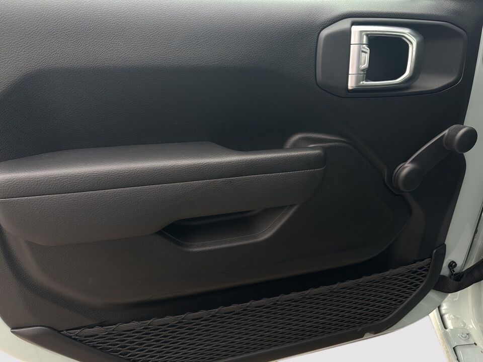 2024 Jeep Wrangler  - Desmeules Chrysler