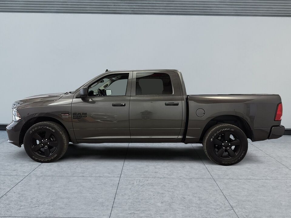 2022 Ram 1500 Classic  - Desmeules Chrysler