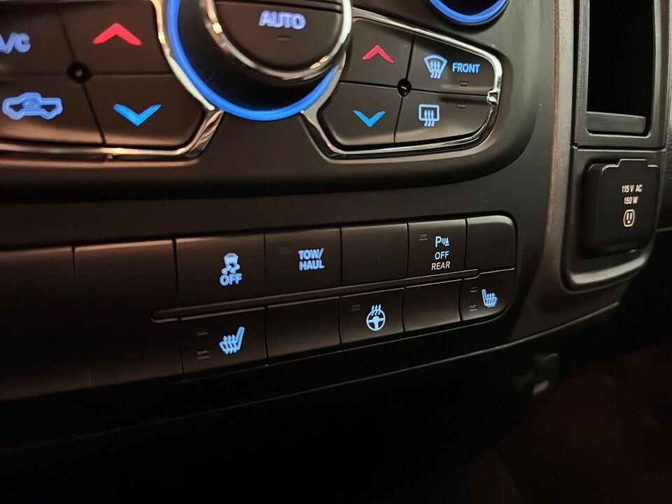 2022 Ram 1500 Classic  - Desmeules Chrysler