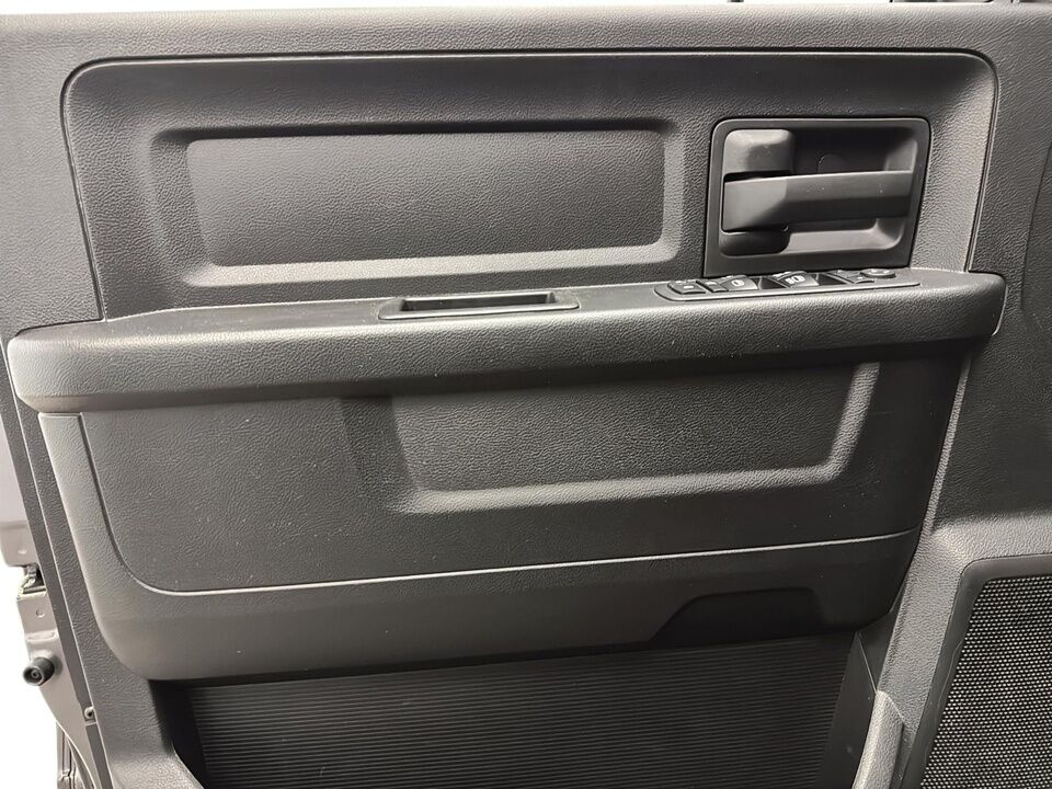 2019 Ram 1500 Classic  - Desmeules Chrysler