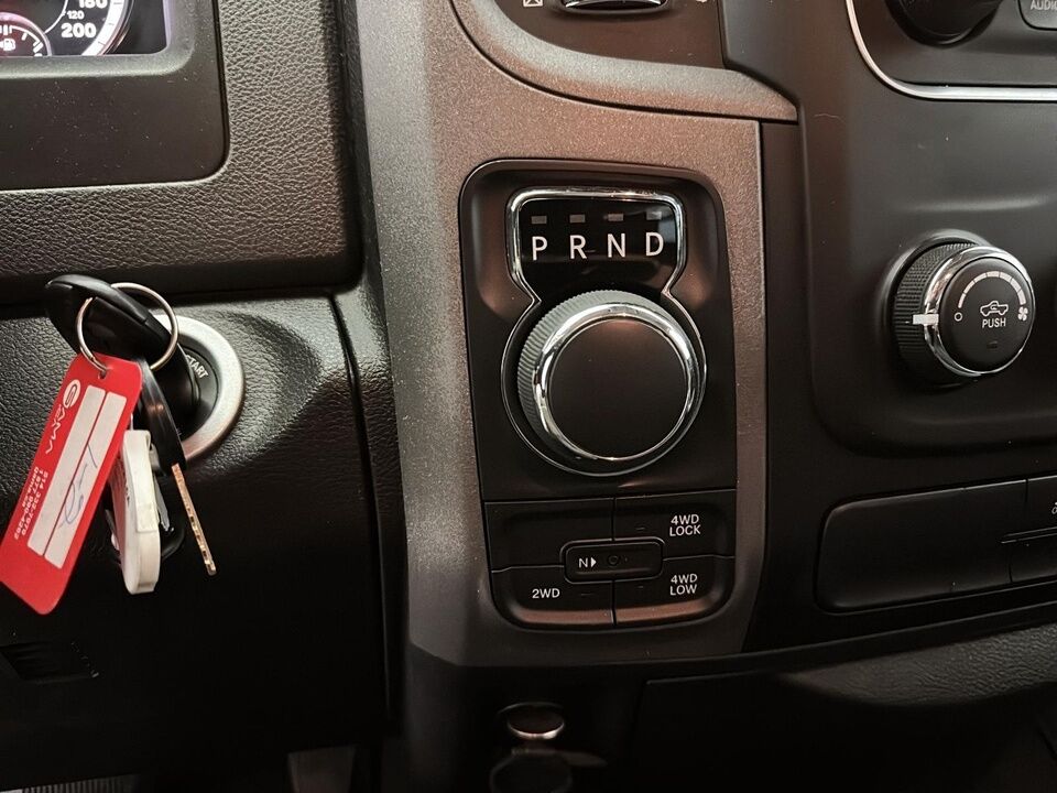 2019 Ram 1500 Classic  - Desmeules Chrysler