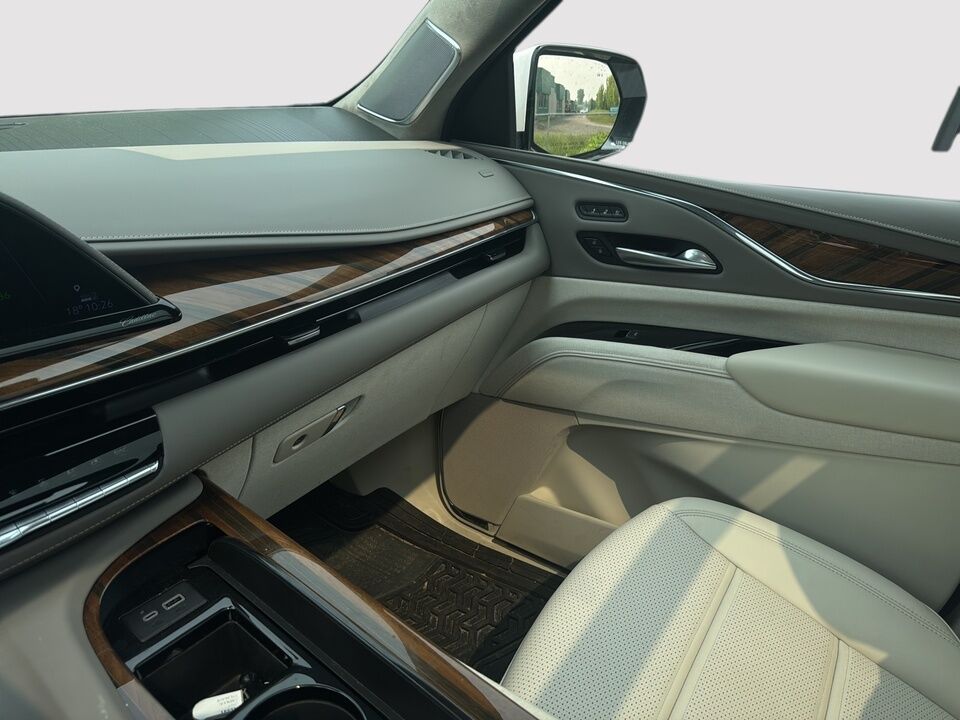 2024 Cadillac Escalade  - Desmeules Chrysler