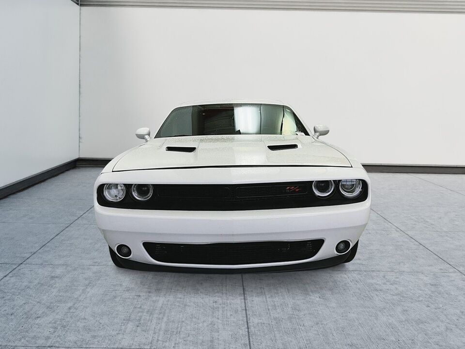 2017 Dodge Challenger  - Blainville Chrysler