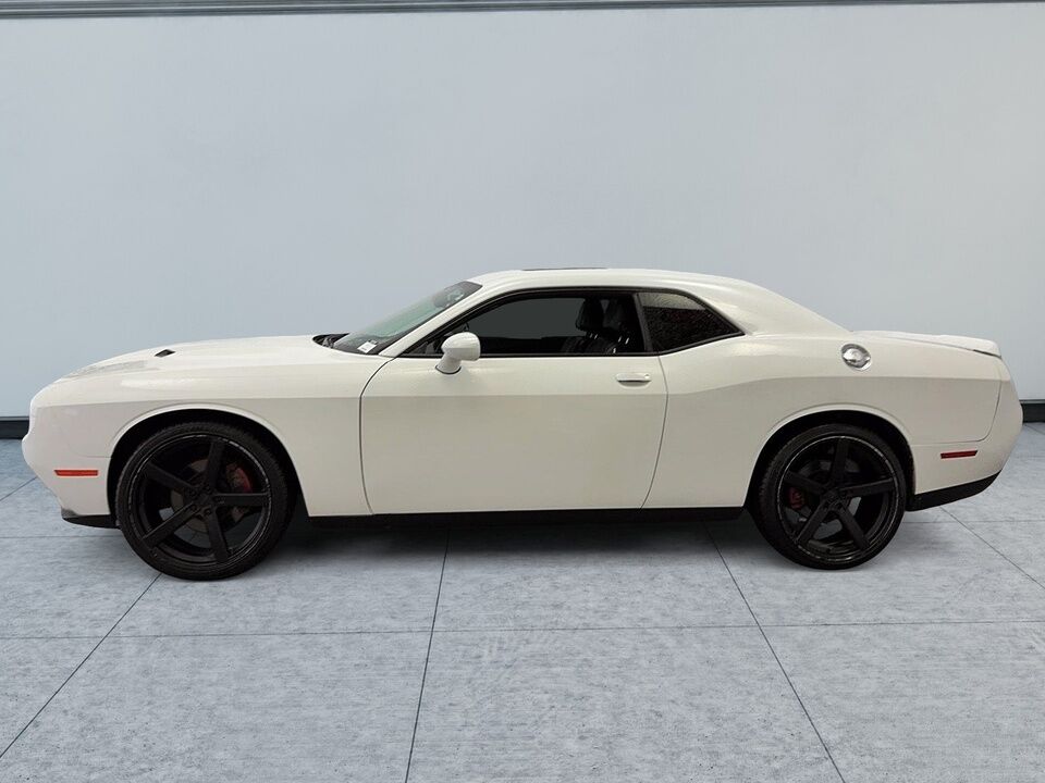 2017 Dodge Challenger  - Blainville Chrysler