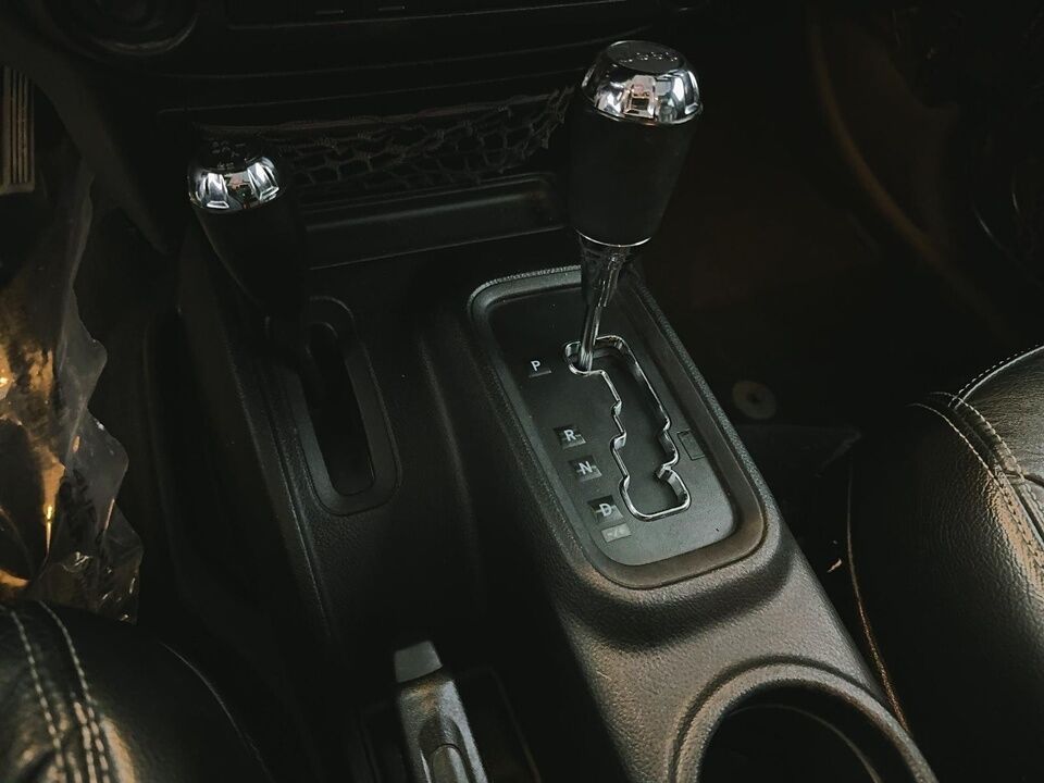 2014 Jeep Wrangler  - Desmeules Chrysler
