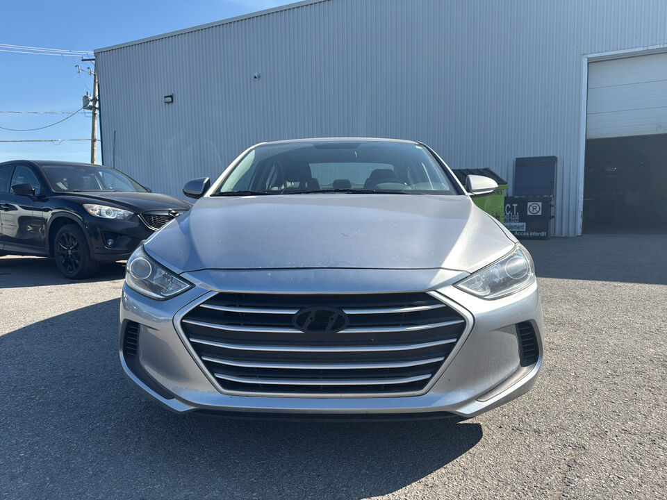 2017 Hyundai Elantra  - Desmeules Chrysler