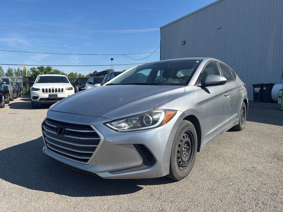 2017 Hyundai Elantra  - Desmeules Chrysler