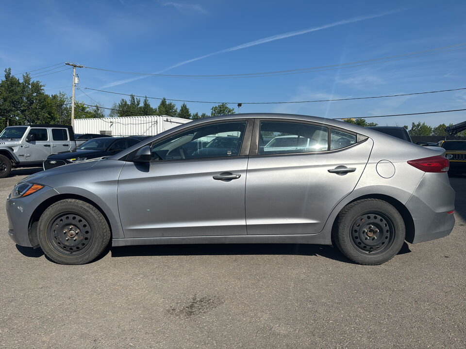 2017 Hyundai Elantra  - Desmeules Chrysler