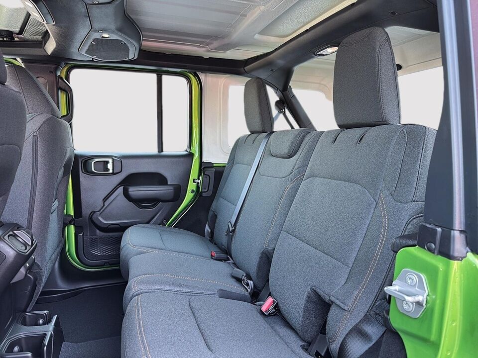 2025 Jeep Wrangler  - Desmeules Chrysler