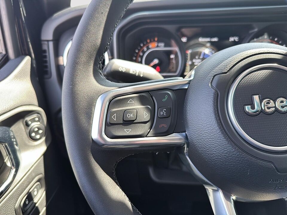 2025 Jeep Wrangler  - Desmeules Chrysler