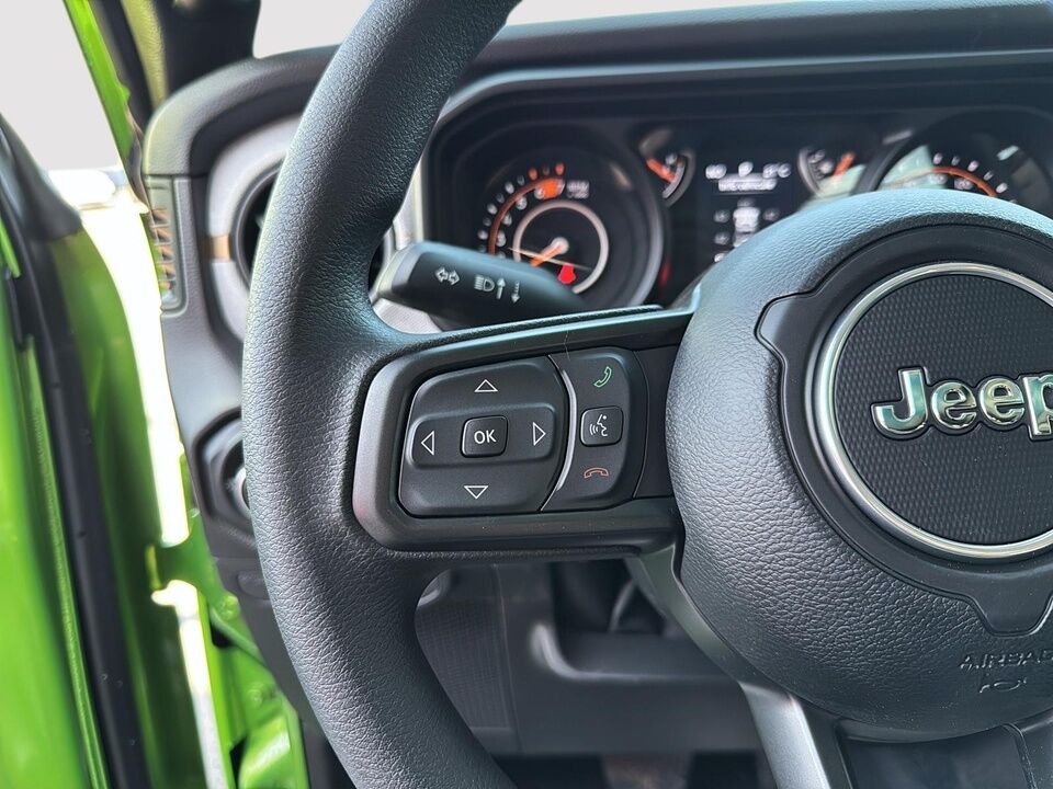 2025 Jeep Wrangler  - Desmeules Chrysler