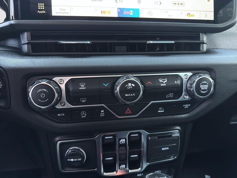 2025 Jeep Wrangler  - Desmeules Chrysler