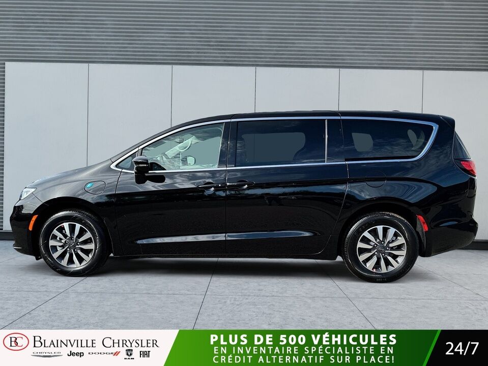 2024 Chrysler Pacifica Hybrid  - Blainville Chrysler