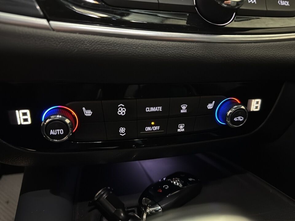 2021 Buick Enclave  - Desmeules Chrysler