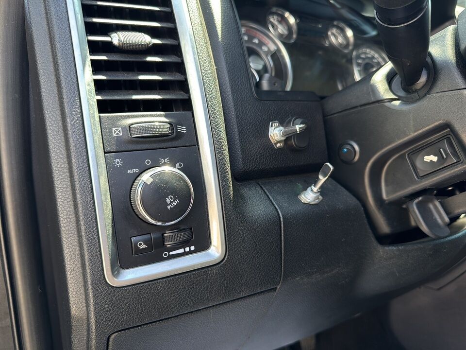 2015 Ram 2500  - Desmeules Chrysler