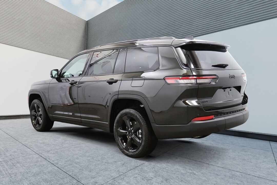 2025 Jeep Grand Cherokee L  - Blainville Chrysler