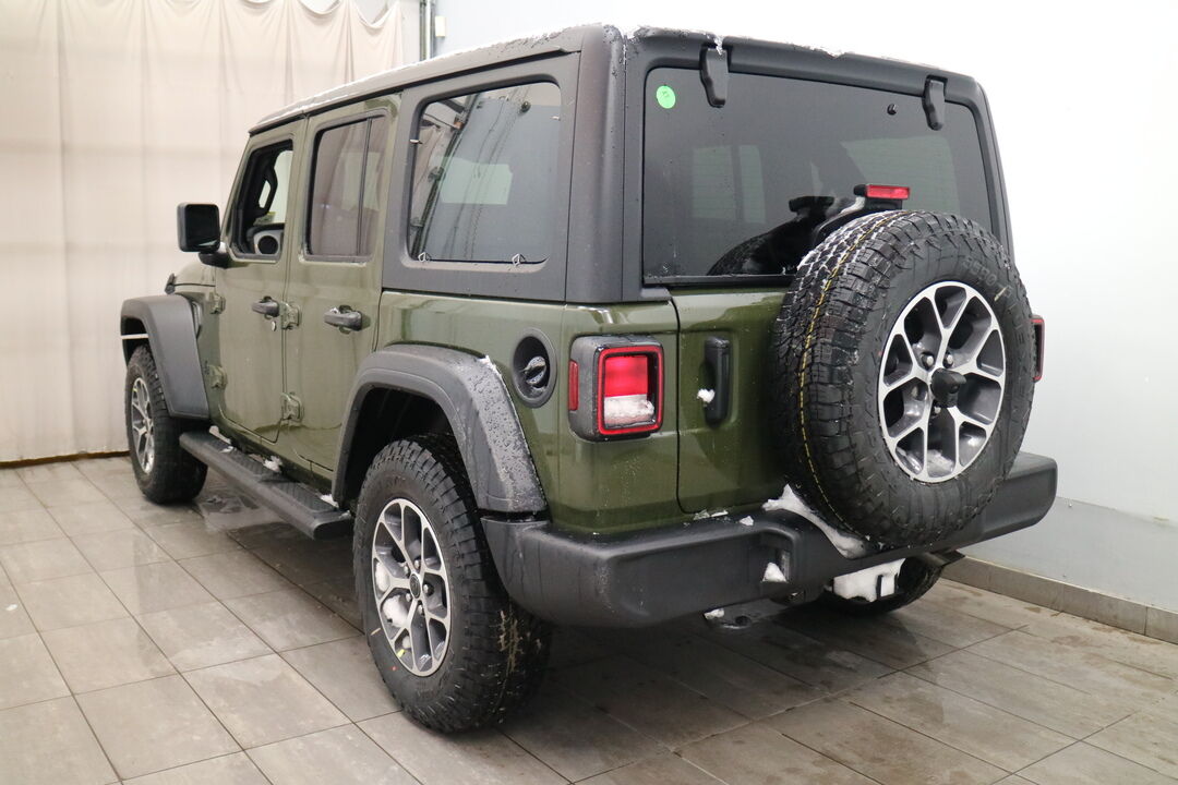 2024 Jeep Wrangler  - Blainville Chrysler