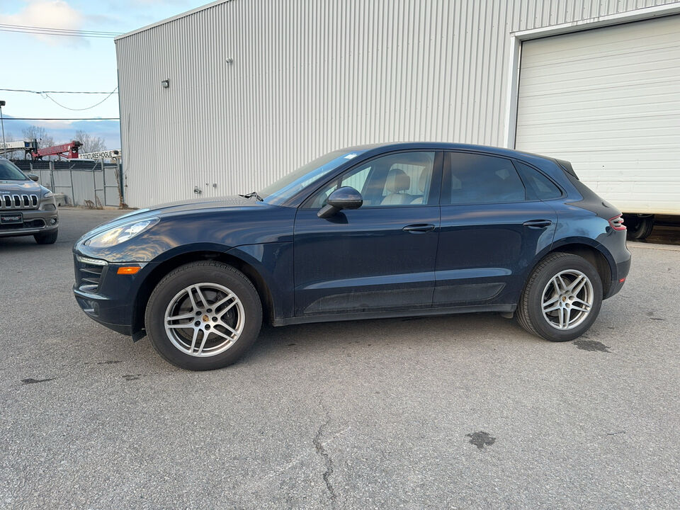 2017 Porsche Macan  - Desmeules Chrysler