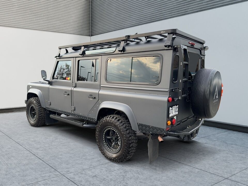 1987 Land Rover Defender  - Desmeules Chrysler